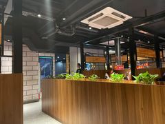 -山之屋炭火烧肉·生啤畅饮(大朗万科中央公园店)