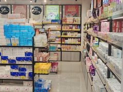 -好特卖HotMaxx(杭州滨江宝龙城店)