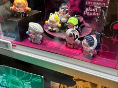 -泡泡玛特POPMART(蓝色港湾店)