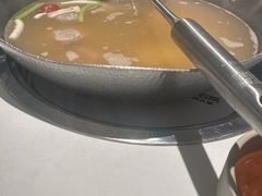 -左庭右院鲜牛肉火锅(金山万达店)