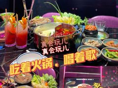 -唯爱KTV聚会餐厅(仙林东城汇店)