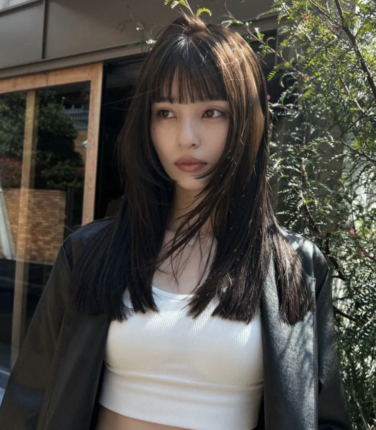 超a齐胸一刀切酷感长发
超a友型.