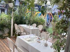 -春树下·树屋花房西餐厅(罍街AS1980店)