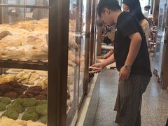 面包甜点陈列柜-奈雪的茶(印象城店)