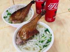 烧鹅腿濑-香辉食馆(新兴路店)