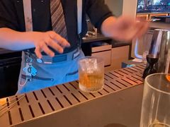 -星巴克臻选(上海合生汇1F店)