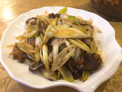 -维吾尔餐厅(宜山路店)