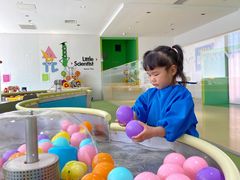 -爱睿思儿童早教亲子游泳(万象城店)