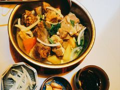 宁夏盐池滩羊手抓肉-丝路金桃·新疆菜(徐汇店)