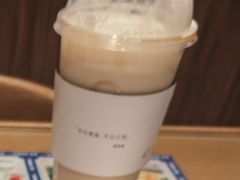 -喜茶(北京华贸购物中心店)
