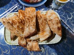 -乡村馕坑肉·烧烤·新疆菜·本地人更爱吃(阿勒泰首店)