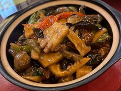 自制面筋煲-三林本帮馆(中林街店)