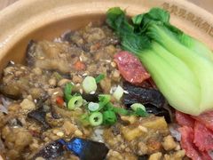 -煲仔皇腊味煲仔饭(经四万达店)
