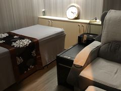 -静 泰养生(黄金城道店)