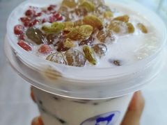 嫩仙草牛乳冰-沪上阿姨·精选茶饮(唐山新街北口店)