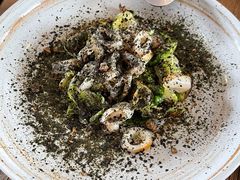 小鱿鱼配小甘蓝-BOR Eatery(安福路店)