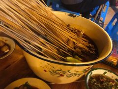 -拈签一笑黄牛肉辣卤串串