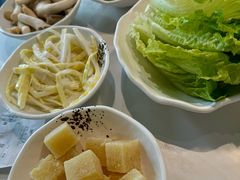 -德林酸菜鱼火锅(南丹店)
