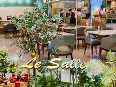 -丽莎沙拉轻食餐厅(国贸店)