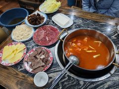 -乳仔牛牦牛汤锅 烤羊排(松潘古城店)