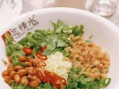 -忘情水鱼头·鲜鱼火锅(滨江中路店)