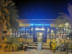 -席娜卡琳火车铁道夜市