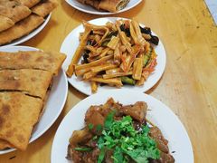 凉拌牛蹄筋-王三姑牛肉饼