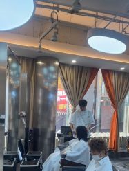 -发源地HAIR SALON