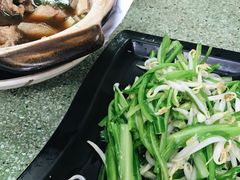 -新峰肉骨茶