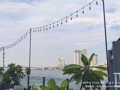 -曼谷湄南河畔华美达广场酒店