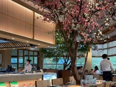 -蜜桃餐厅·伴山(湖滨商业街店)