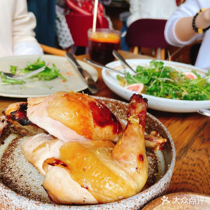 BOR Eatery(安福路店)蜂蜜烤鸡图片