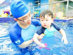 -龙格亲子游泳俱乐部(泊富中心)