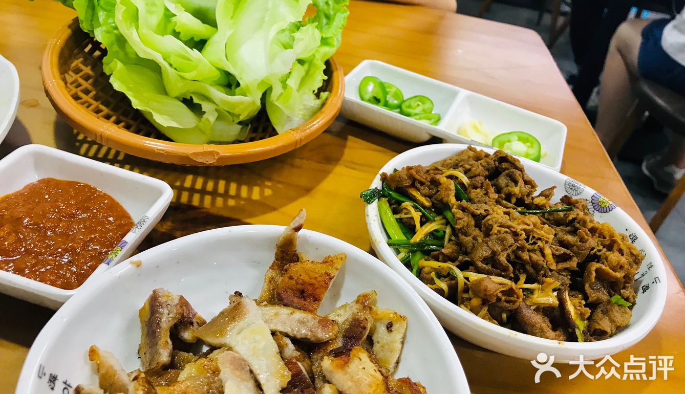 吃的次数双手绝对数不过来了，从2015年第一次探店后