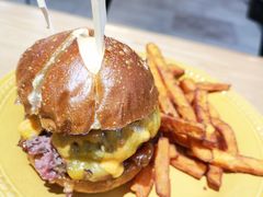 -HELLO 27 意面·沙拉·帕尼尼