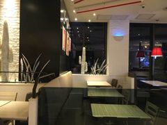 -必胜客(武汉欢乐谷店)