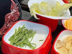 -醉董牛川派鲜肉自选火锅(烟台店)