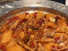 -胖哥俩肉蟹煲(湖滨银泰in77店)