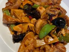 -梅飞酒家(名辉豪庭店)