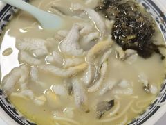 -明呈黄鱼面馆(斜土路店)