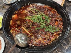 -鸿顺老铁锅美蛙鱼府(解放碑店)