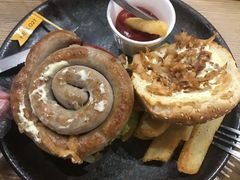 -HELLO 27 意面·沙拉·帕尼尼