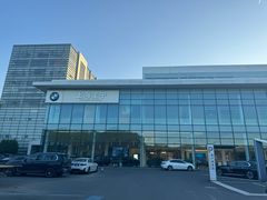 -上海宝宁宝马4S店