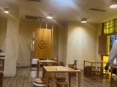-蟹家大院 · 独揽江景(滨江店)