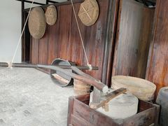 -张闻天故居