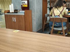 -老娘舅餐厅(黄龙体育中心店)