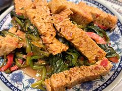 菠菜面筋-新疆伊宁远征餐厅
