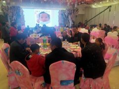 -一家人(凯旋路店)