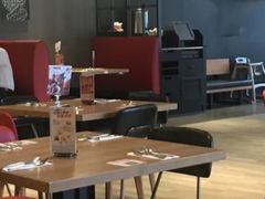 大堂-必胜客(新中纬店)