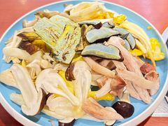 -菌之家·专业纯野生菌火锅·特色炒菌